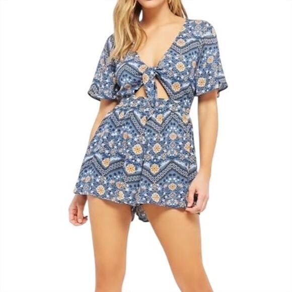 ILLA ILLA NWT Boho Tie-Front Floral Cutout Romper Blue/Yellow/White Size L - Picture 1 of 8